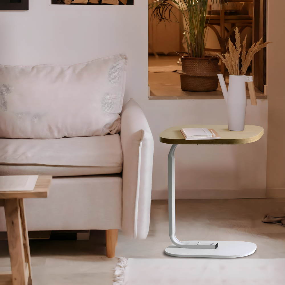 Praktičan bočni stoćić za dnevnu i spavaću sobu