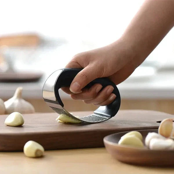 Gnječilica secko za beli luk - GARLIC PRESS