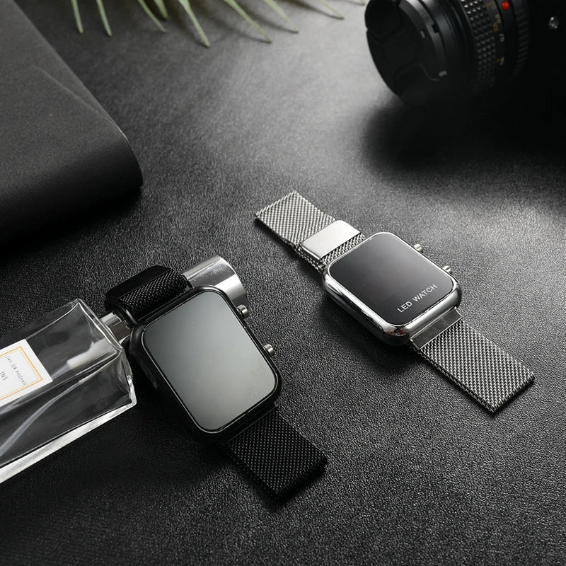 Luksuzni digitalni satovi – Boja Crno-platneni