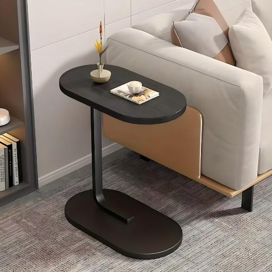 Praktičan bočni stoćić za dnevnu i spavaću sobu